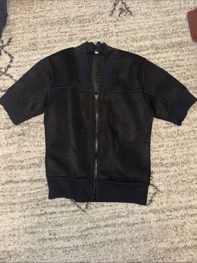 Fabletics Black Mesh Short-Sleeve Zip Jacket